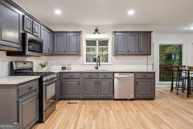 5954 Henley Drive, Powder Springs, GA 30127