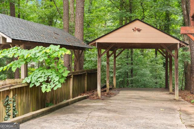 5954 Henley Drive, Powder Springs, GA 30127