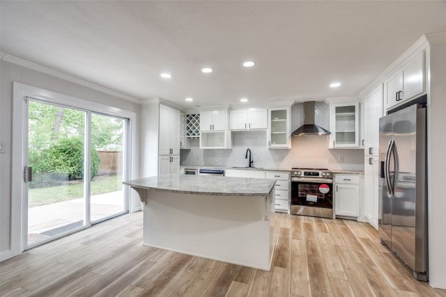 23 Grant Circle, Richardson, TX 75081