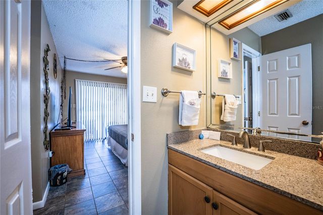 5225 IMPERIAL LAKES BOULEVARD 22, Mulberry, FL 33860