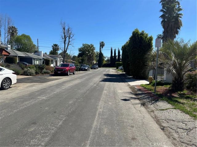 14325 Martha Street, Van Nuys, CA 91401