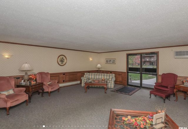 1350 Kimberly Ridge Road 310, Bettendorf, IA 52722