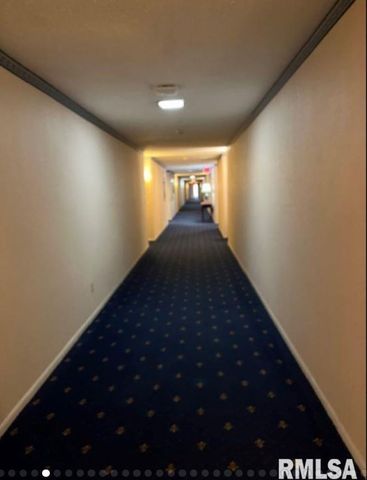 1350 Kimberly Ridge Road 310, Bettendorf, IA 52722