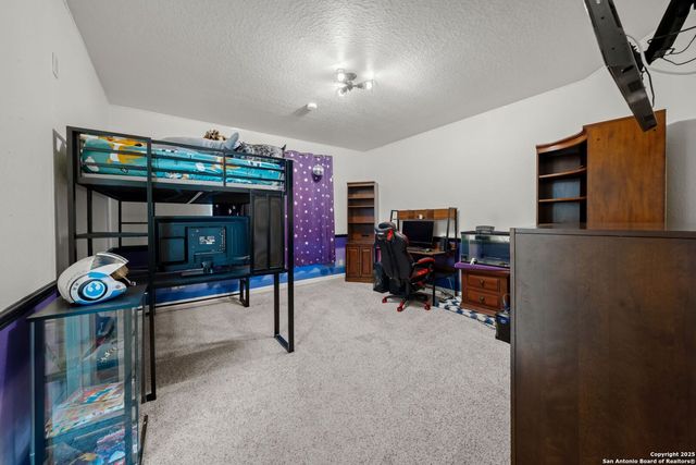 765 E Loop 1604, St Hedwig, TX 78152