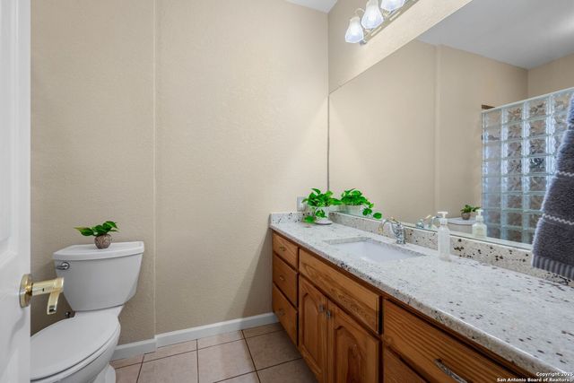 765 E Loop 1604, St Hedwig, TX 78152