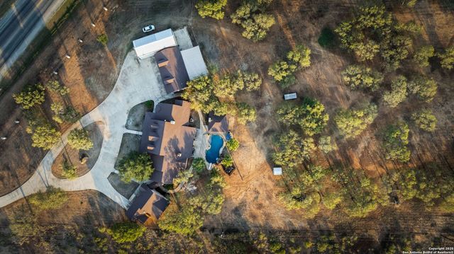 765 E Loop 1604, St Hedwig, TX 78152