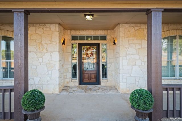 765 E Loop 1604, St Hedwig, TX 78152