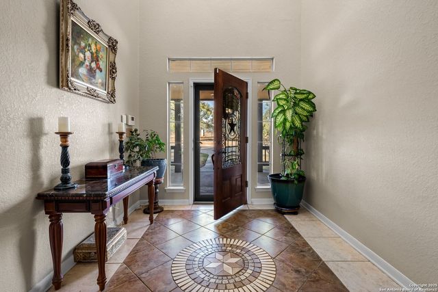 765 E Loop 1604, St Hedwig, TX 78152