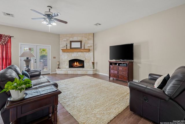 765 E Loop 1604, St Hedwig, TX 78152