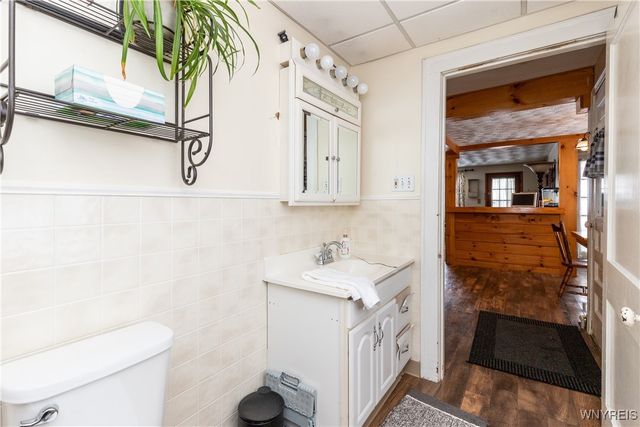 1009 Two Rod Road S, Marilla, NY 14102