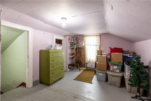 1009 Two Rod Road S, Marilla, NY 14102