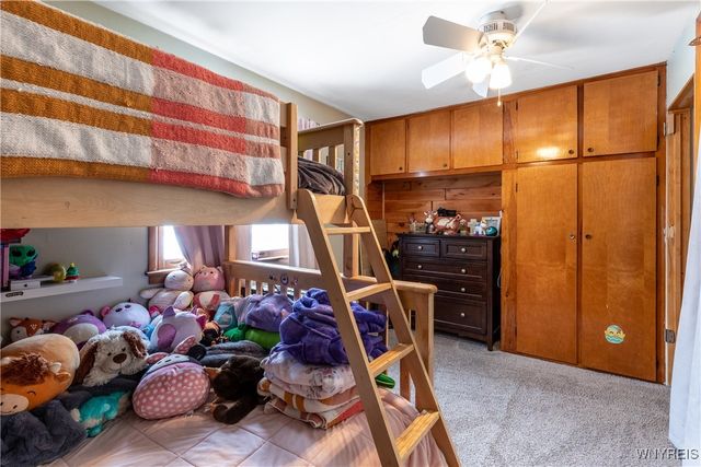 1009 Two Rod Road S, Marilla, NY 14102