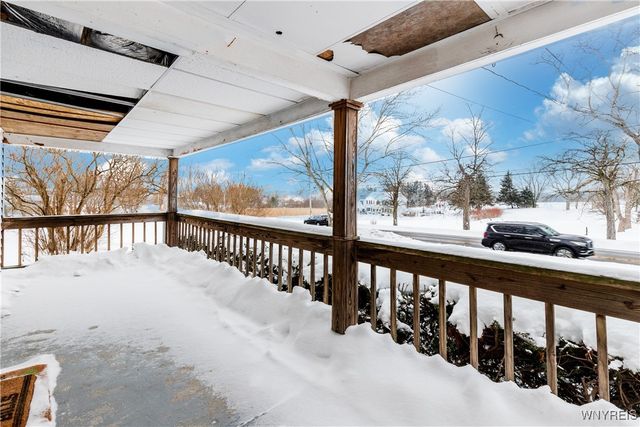 1009 Two Rod Road S, Marilla, NY 14102