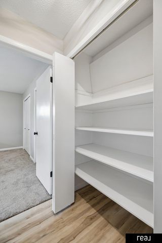 2041 N 77th Street, Lincoln, NE 68505