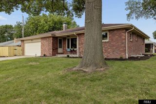 2041 N 77th Street, Lincoln, NE 68505