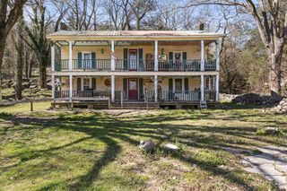 2203 Stones River Rd, Woodbury, TN 37190