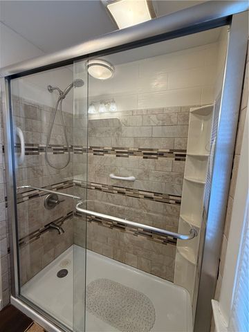 124 Zinnia Drive, Cranston, RI 02920
