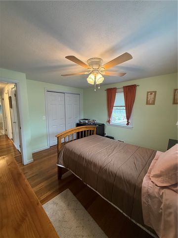 124 Zinnia Drive, Cranston, RI 02920