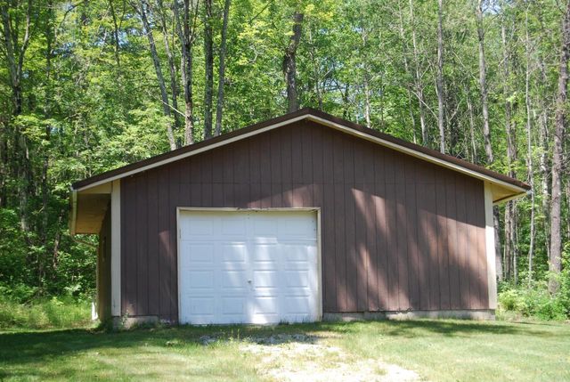 N11490 Nelson ROAD, Wausaukee, WI 54177