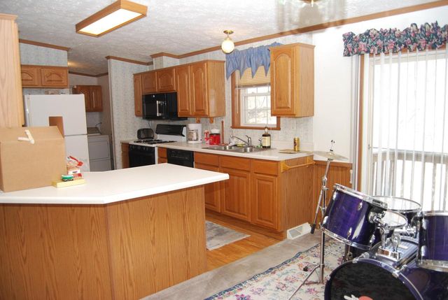 N11490 Nelson ROAD, Wausaukee, WI 54177