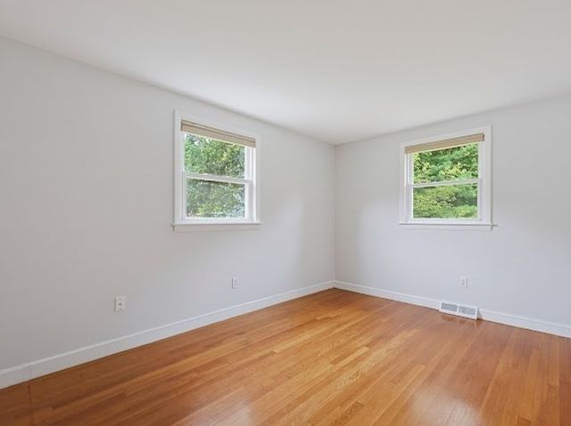 22 Poskus St, Stoughton, MA 02072