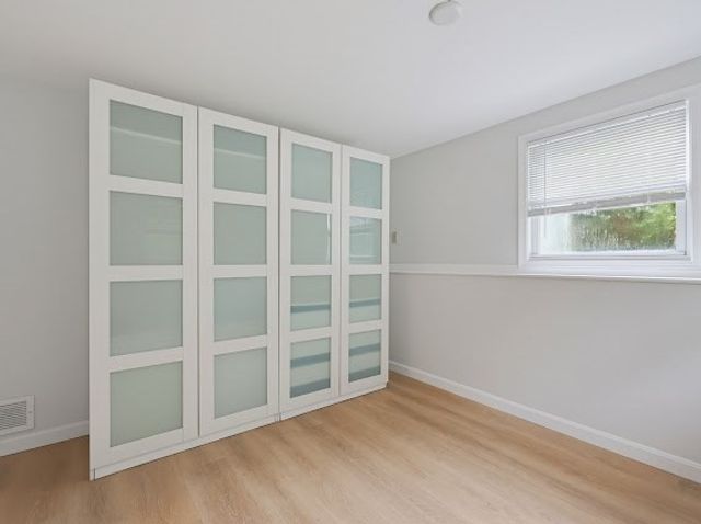 22 Poskus St, Stoughton, MA 02072