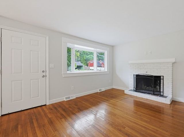22 Poskus St, Stoughton, MA 02072