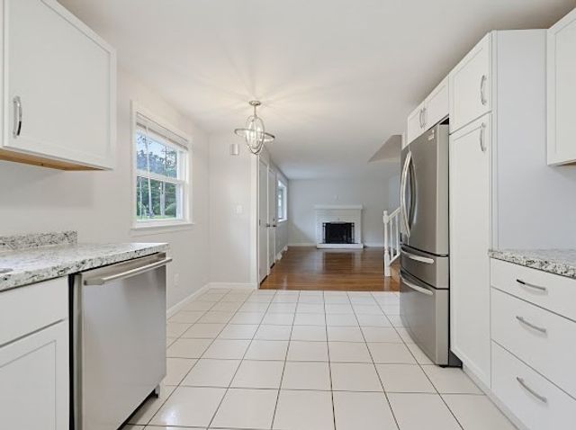 22 Poskus St, Stoughton, MA 02072