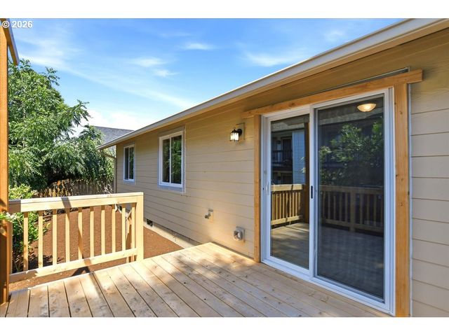 8272 Ne SNOWBERRY Loop, Vancouver, WA 98664