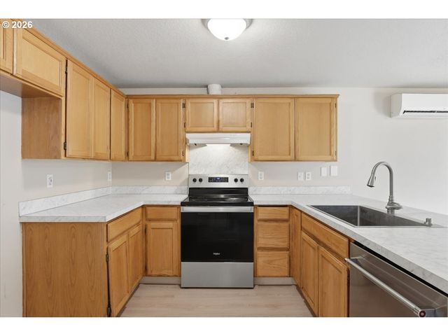 8272 Ne SNOWBERRY Loop, Vancouver, WA 98664