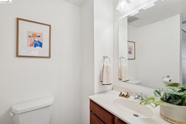 982 982 Grizzly Peak Blvd, Berkeley, CA 94708