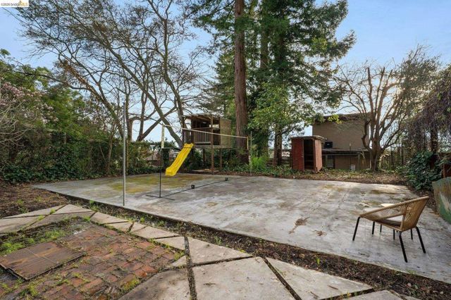 982 982 Grizzly Peak Blvd, Berkeley, CA 94708