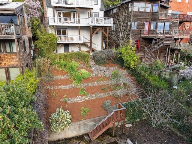 982 982 Grizzly Peak Blvd, Berkeley, CA 94708