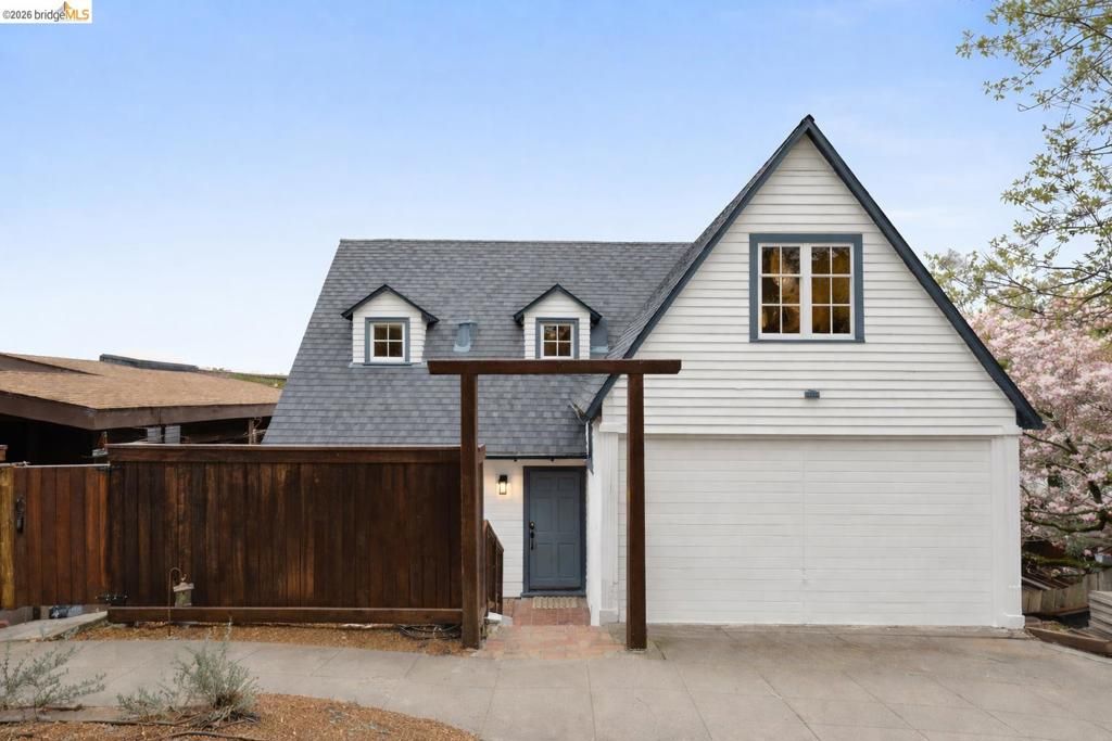 982 982 Grizzly Peak Blvd, Berkeley, CA 94708