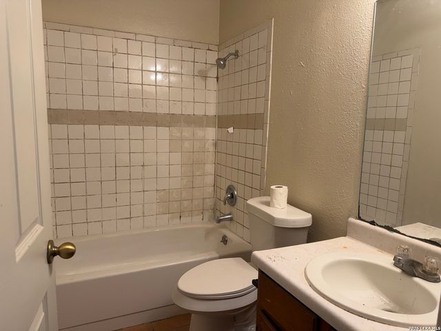 9130 KINGS HBR, San Antonio, TX 78242