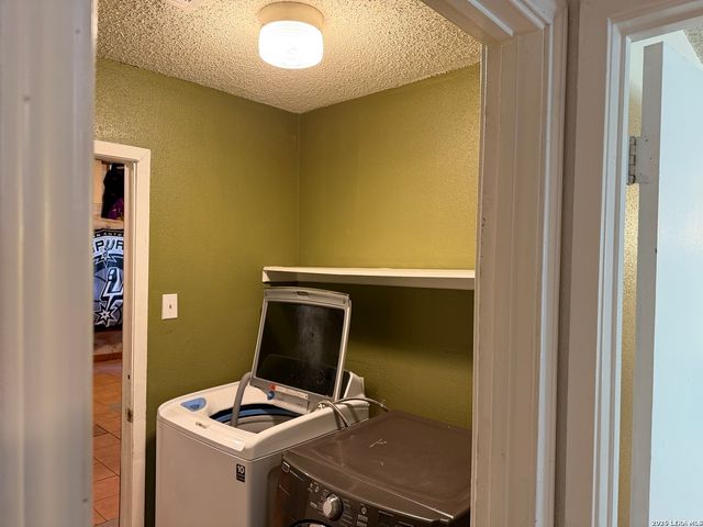 9130 KINGS HBR, San Antonio, TX 78242