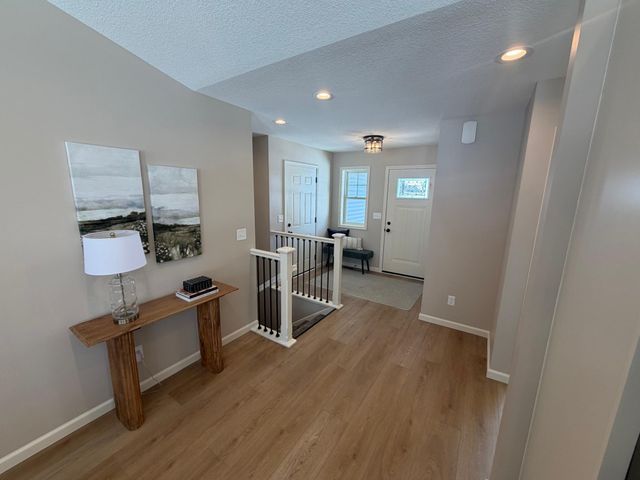 1141 Pinewood Trail, New Richmond, WI 54017