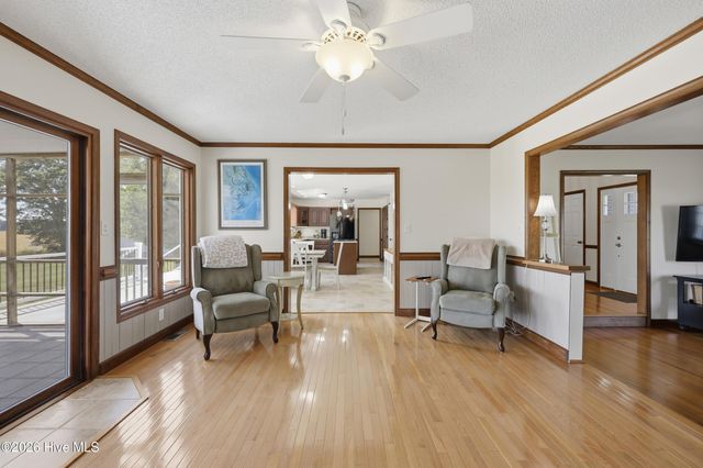 215 Bayshore Drive, Elizabeth City, NC 27909