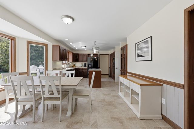 215 Bayshore Drive, Elizabeth City, NC 27909