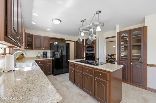 215 Bayshore Drive, Elizabeth City, NC 27909