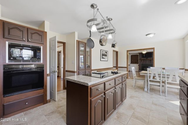 215 Bayshore Drive, Elizabeth City, NC 27909