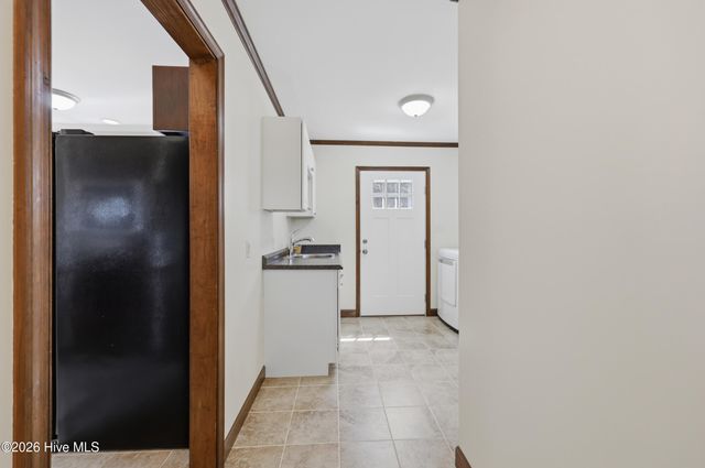 215 Bayshore Drive, Elizabeth City, NC 27909