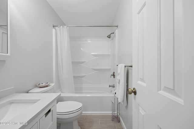 215 Bayshore Drive, Elizabeth City, NC 27909