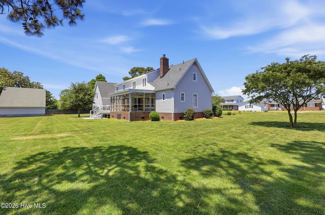 215 Bayshore Drive, Elizabeth City, NC 27909