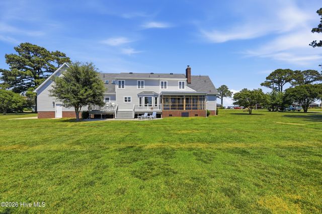 215 Bayshore Drive, Elizabeth City, NC 27909