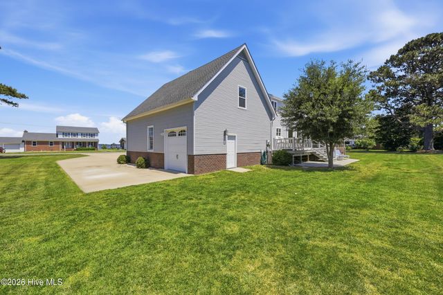215 Bayshore Drive, Elizabeth City, NC 27909