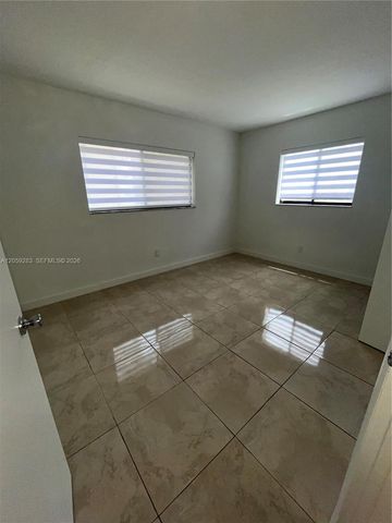 8625 NW 8th St 213, Miami, FL 33126