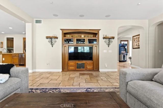 3308 Crosspointe Court, Simi Valley, CA 93065