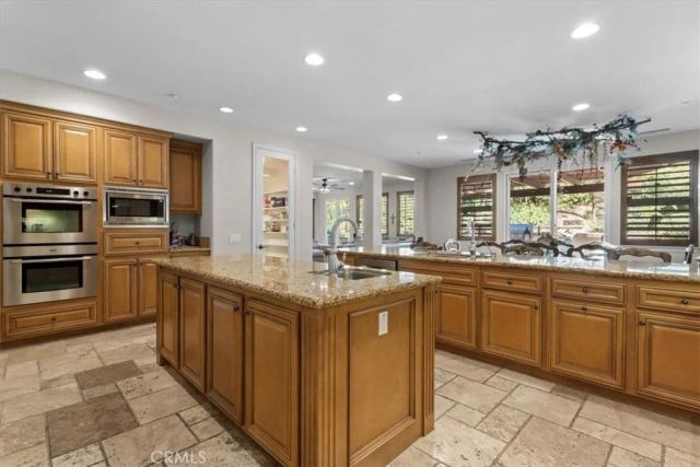 3308 Crosspointe Court, Simi Valley, CA 93065