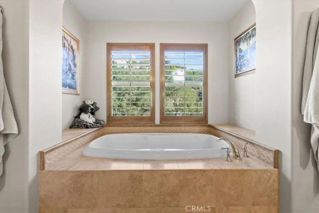 3308 Crosspointe Court, Simi Valley, CA 93065